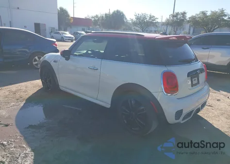 2016 Mini Hardtop John Cooper Works z USA, uszkodzony, nr VIN WMWXM9C52GT997913